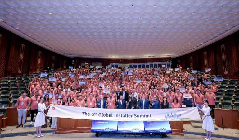 Yapay Zeka ve Yenilenebilir Enerji: Huawei’den Dijital Dönüşüm Hamlesi